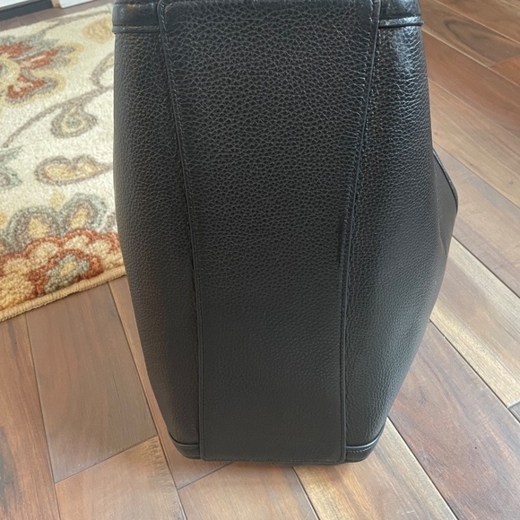 Coach Black Pebbled Leather Shoulder Bag - Large - Picture 6 of 9